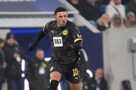 Jadon Sancho (ab 55.) - Note: 2,5 - Deutete sofort an, dass seine technischen Fähigkeiten noch immer auf Top-Niveau sind. Wurde von den Kollegen immer wieder gesucht und legte Kumpel Marco Reus einen Treffer auf. Die letzte Selbstverständlichkeit fehlt ihm noch am Ball. Trotzdem ein Ausrufezeichen beim Comeback.