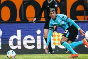 Bayer nach Zittersieg in Augsburg Herbstmeister