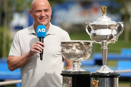 Agassi adelt Djokovic: 