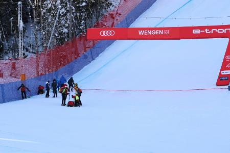 Kilde an der Schulter operiert, Shiffrin am Krankenbett