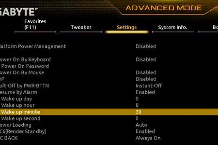 Auf zahlreichen Desktop-PCs besteht die Option, in den Firmware-Einstellungen eine Startzeit festzulegen. Auf diese Weise ist der PC einsatzbereit, wenn Sie ihn benötigen.