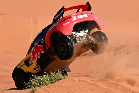 Vierter Tagessieg: Loeb schlägt bei Rallye Dakar zurück