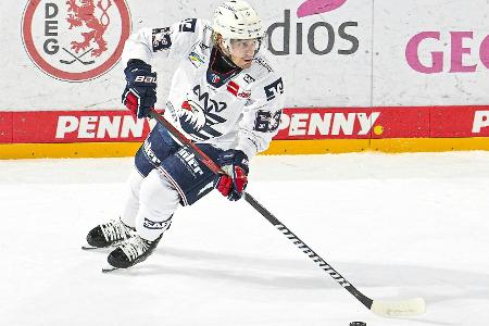 Nackenverletzung: Adler-Profi Ennis hört auf