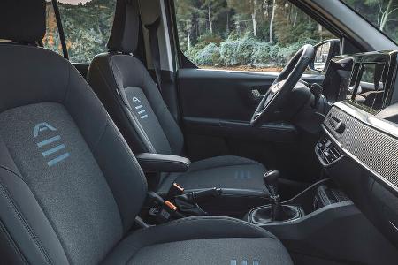 Ford E-Tourneo Courier