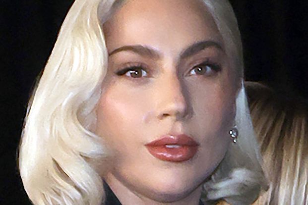 Lady Gaga war zu heiß für Indonesien: Ihre sexy Outfits und Tanzbewegungen würden die Jugend des Landes vom Pfad der Tugend abbringen, fürchteten islamische Gruppen. Aus Angst vor Protesten wurde ihr Konzert in Jakarta untersagt.