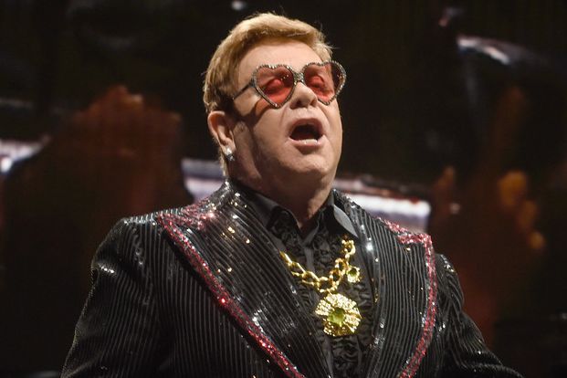 Elton John brachte sich 2010 mit den Worten 