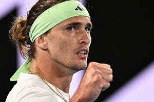 Zverev klar verbessert: Olympiasieger im Achtelfinale