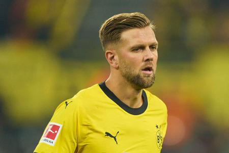 Niclas Füllkrug (bis 74.) - Note: 3,5 - Tat sich in der Sturmspitze lange schwer und wirkte oft unglücklich im Abschluss. Arbeitete dennoch unermüdlich weiter und blieb beim Elfmeter schließlich eiskalt.