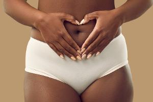 Vorsicht vor Nabelstein: Darum sollte man den Bauchnabel waschen