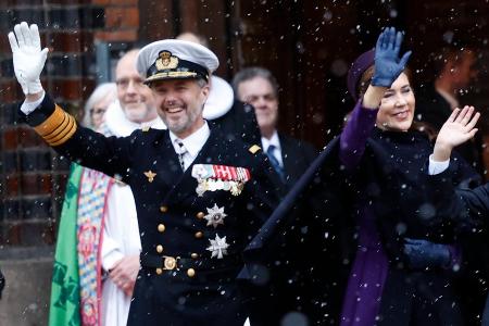 Nach Thronwechsel: Dänisches Königspaar besucht Sonntagsgottesdienst
