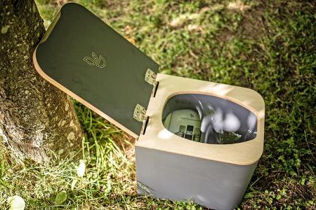 Trelino Timber, Trenntoilette, aufgebaut, Holz, Baum