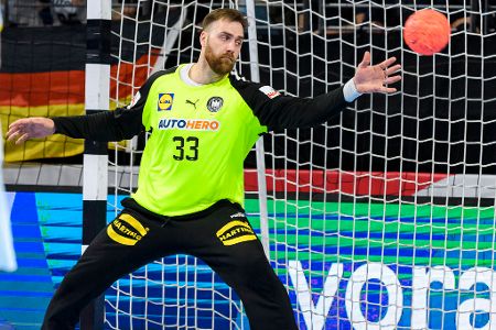 TORWART: Andreas Wolff - Note: 2,5 - Deutschlands 'Lebensversicherung' brauchte bis zur 39. Minute bis zu seiner ersten Parade. Danach war aber auch er endlich im Spiel angekommen, neun Rettungstaten waren es am Ende.
