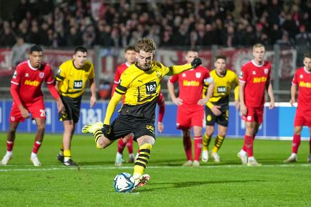 3. Liga: Regensburg patzt in Dortmund