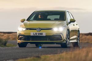 VW Golf 8 VIII R-Line Rechtslenker UK GB Großbritannien