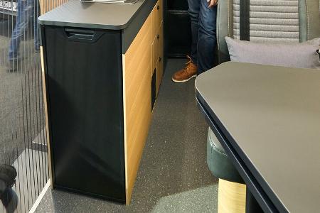 Adria Twin Max 600 SPB Kühlschrank