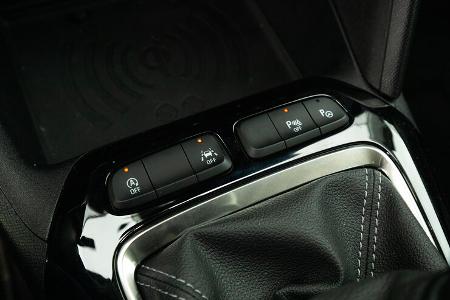 Opel Corsa 1.2 DI Turbo, Interieur