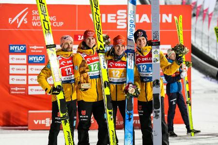 Skiflug-WM: DSV-Quartett zur Halbzeit auf Rang drei