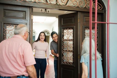 überraschungs-besuch