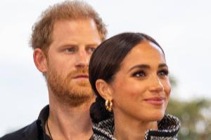 Opfert Herzogin Meghan für den royalen Frieden ihr Enthüllungsbuch?