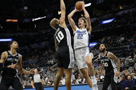 NBA: Wichtiger Sieg für Wagner-Brüder - Mavericks verlieren