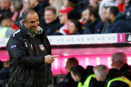 Heidenheim empfängt BVB - Schmidt erwartet 