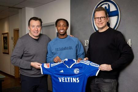 Schalke leiht Rechtsverteidiger Soppy aus Bergamo