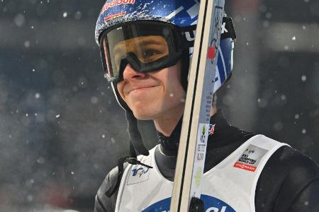 Wellinger fliegt in Willingen zum Sieg