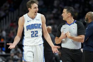 NBA: Wagner führt Orlando zum Sieg, Schröder verliert