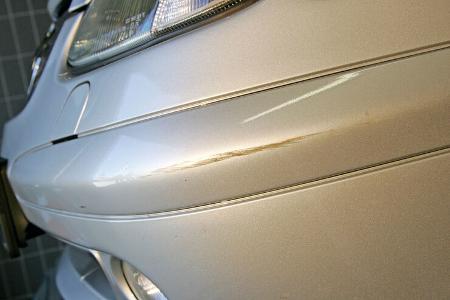 Stpßstange, Kratzer