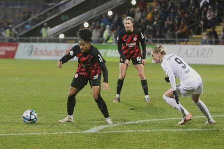 Pokal-Achtelfinale: Frankfurt schlägt Freiburg