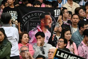 Messi-Ärger hält in Hongkong an