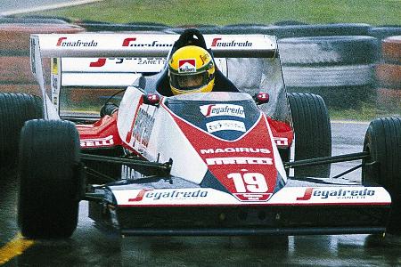 Toleman TG183B - 1984 - Flügel ist Trumpf gilt für den Toleman aus der Saison 1984. Vor allem der doppelte Heckflügel ist ein echter Hingucker.