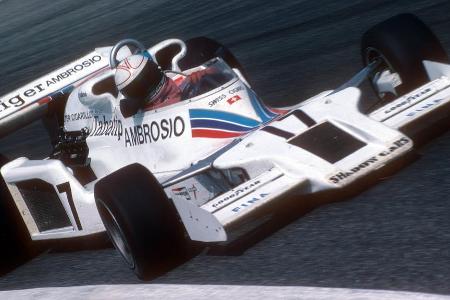 Shadow DN8 - 1976 - Die Flügel-Konstruktion des Shadow DN8 sorgt im Jahr 1976 für Aufsehen.