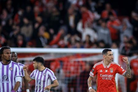 Benficas Roger Schmidt jubelt über zwei Elfmetertore