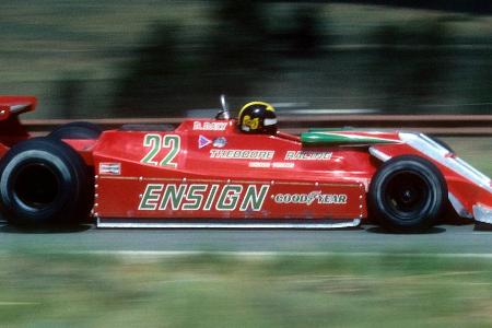 Ensign N179 - 1979 - Mit einem dreistufigen Frontflügel begeistert der Ensign N179 im Jahr 1979, das für das Team nicht wirklich erfolgreich verläuft. In elf Rennen wird der Wagen an den Start geschickt, nur ein Mal erreicht er die Ziellinie.