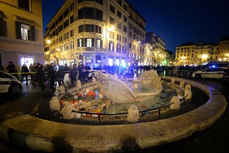 Trotz Fan-Verbots: 1000 Polizisten bei Rom-Spiel im Einsatz