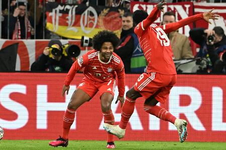 FC Bayern: Gnabry und Davies zurück im Training