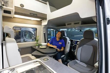 Sitzgruppe, Dachstauschrank, Staufach