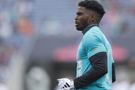 Beinbruch nach Tackle? Influencerin verklagt NFL-Star Hill