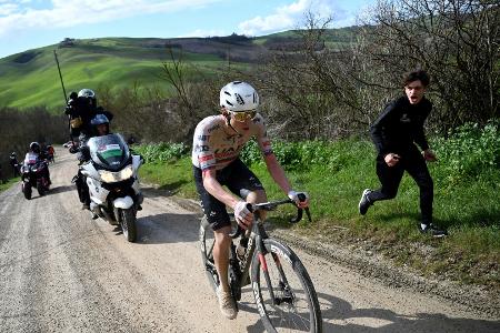 Pogacar gewinnt Strade Bianche nach 81-km-Flucht