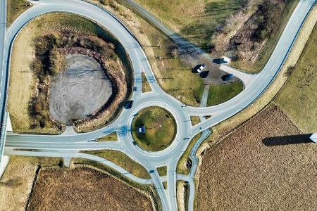Franz Eberhofer Kreisel Kreisverkehr Reportage Frontenhausen Niederkaltenkirchen