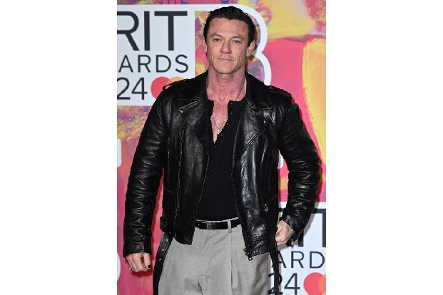 Auch Schauspieler Luke Evans ließ sich den Event in der Londoner O2 Arena nicht entgehen.