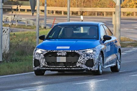 Erlkönig Audi A3 Limousine