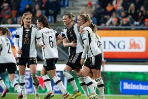 EM-Quali: DFB-Frauen in Aachen gegen Island