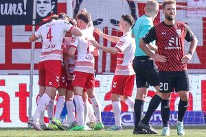 3. Liga: Regensburg rettet einen Punkt - Saarbrücken bereit