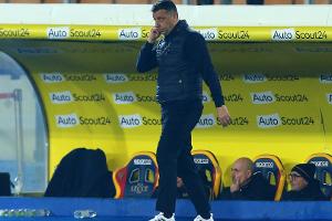 Trainer von Lecce gibt gegnerischem Stürmer Kopfstoß