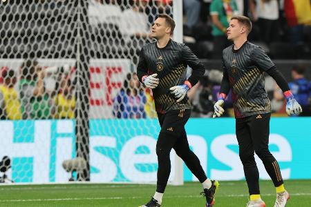 Effenberg sieht Duell im deutschen Tor 