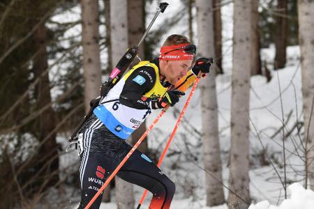 David Zobel - Note: 4,0 - Platz sieben im Massenstart von Lenzerheide war das herausragende Ergebnis von Zobel im Weltcup - und sein letztes in der Saison 2023/24. Im IBU Cup war der 27-Jährige dann meist vorn dabei, zur Wahrheit gehört aber auch: Steigert sich Zobel läuferisch nicht langsam, bleibt eine große Karriere aus.