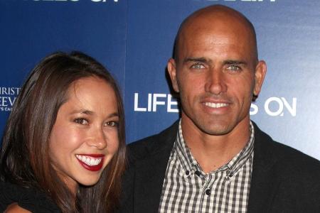 Surflegende Kelly Slater und seine Freundin werden Eltern