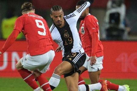 Teambuilding: Sane stößt zur Nationalelf